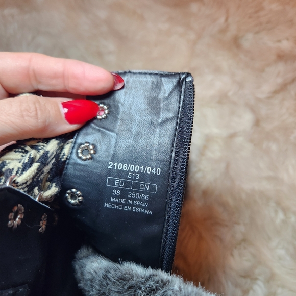 Zara Leather Chunky Heal Black Ankle Boots Size 38 - Picture 6 of 13